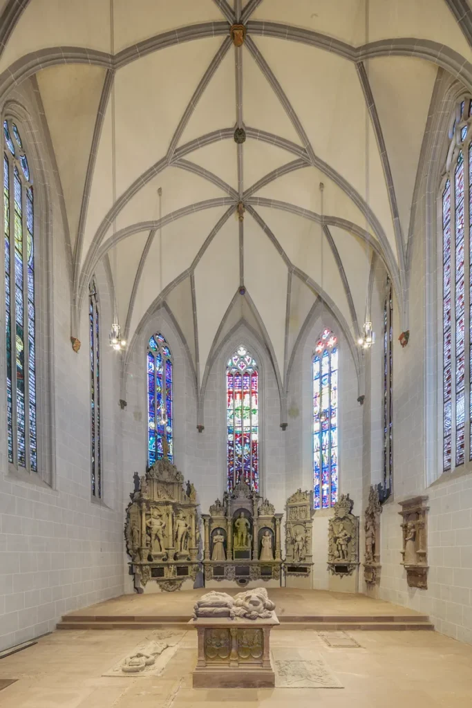 Schloßkirche 04 stiftschor fotogünterbeck ergebnis